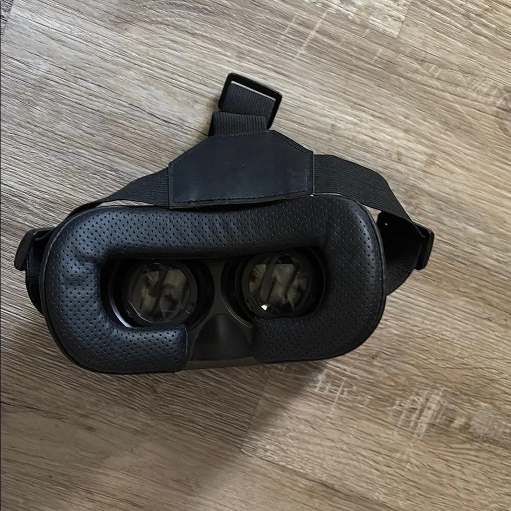 Sky Viper V2450FPV Virtual Reality Headset